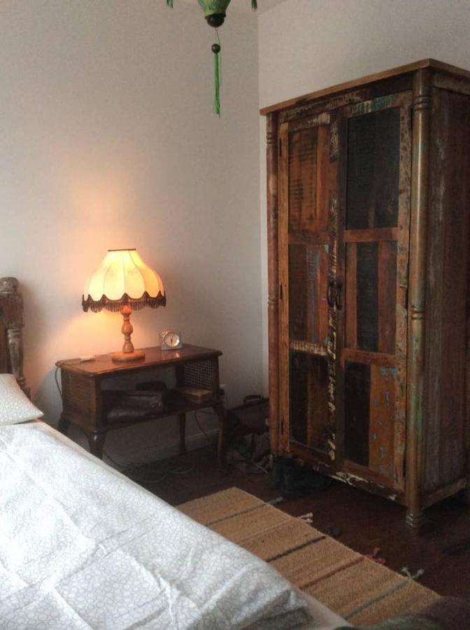 Helle Dachgeschosswohnung für 8 Personen in zentraler Lage Berlin Exterior foto
